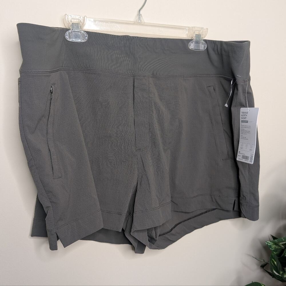 Athleta Trekkie North Shorts – Size 20 – NWT